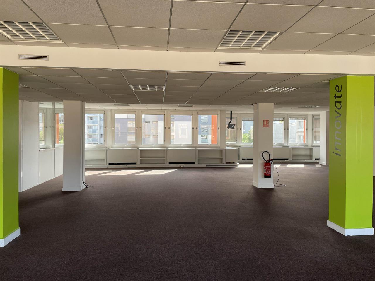 Bureau Paris 900m² Location bureau Paris OLBUR2205285 5